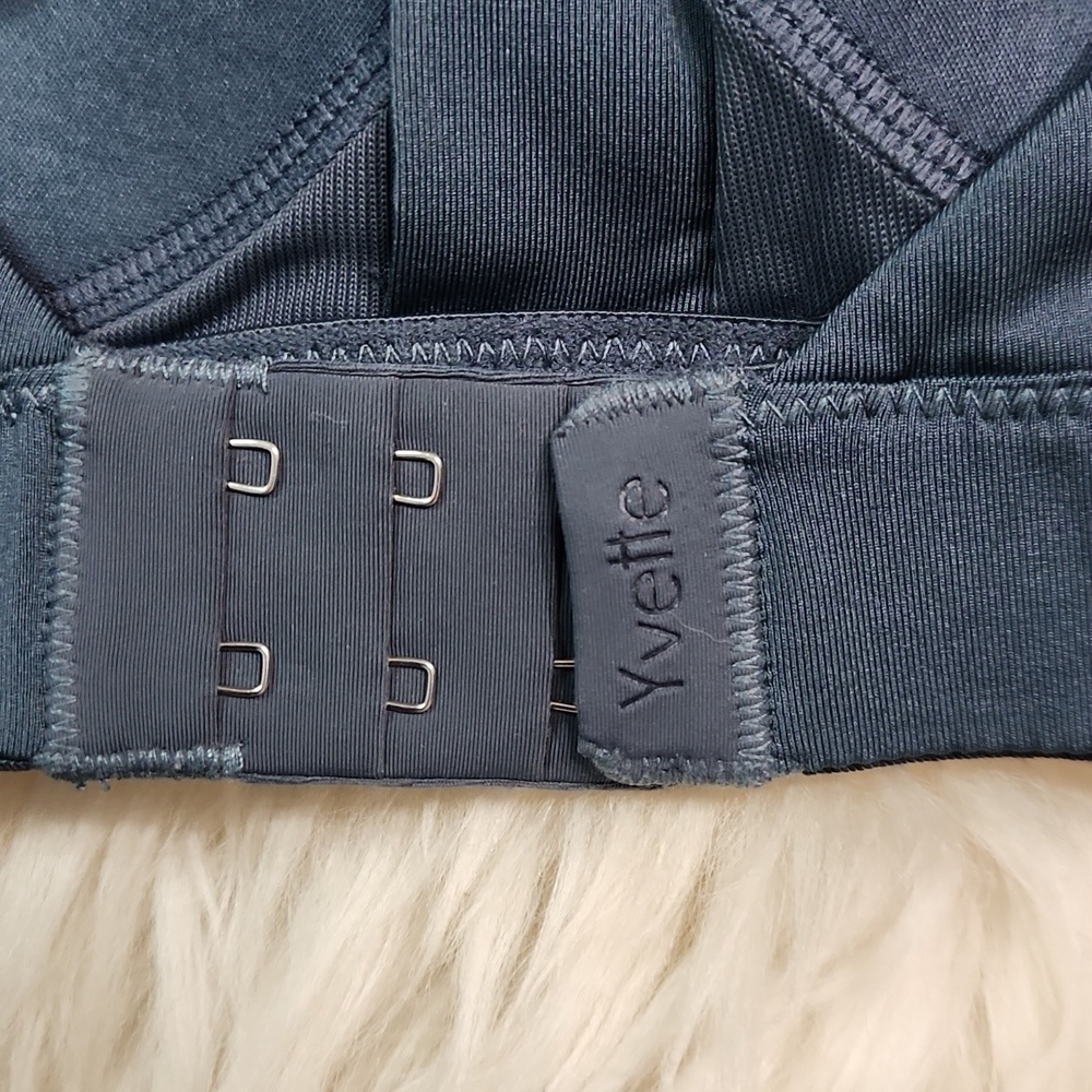 Yvette Power Zip Front Racerback Sports Bra - Picture 4 of 5